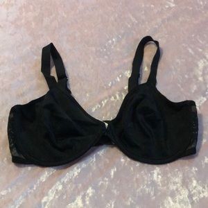 Black underwire bra
